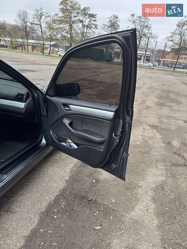 Седан BMW 3 Series 2001 в Тернополе