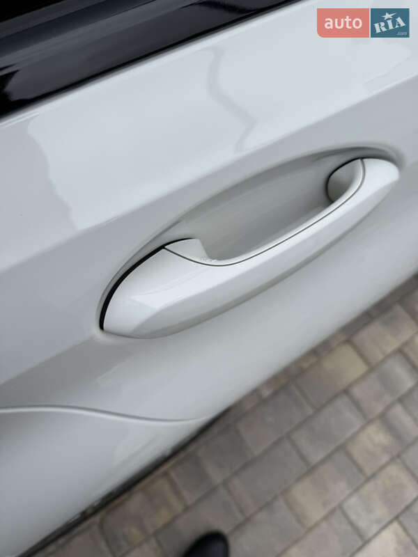 Седан BMW 3 Series 2020 в Одессе