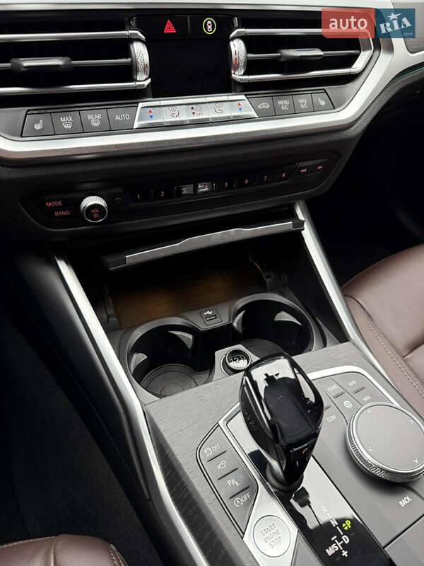 Седан BMW 3 Series 2020 в Одессе