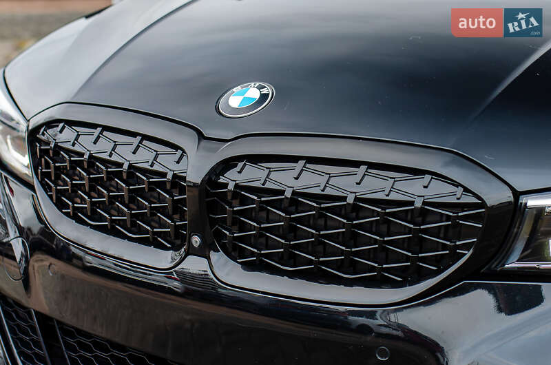 Седан BMW 3 Series 2019 в Києві