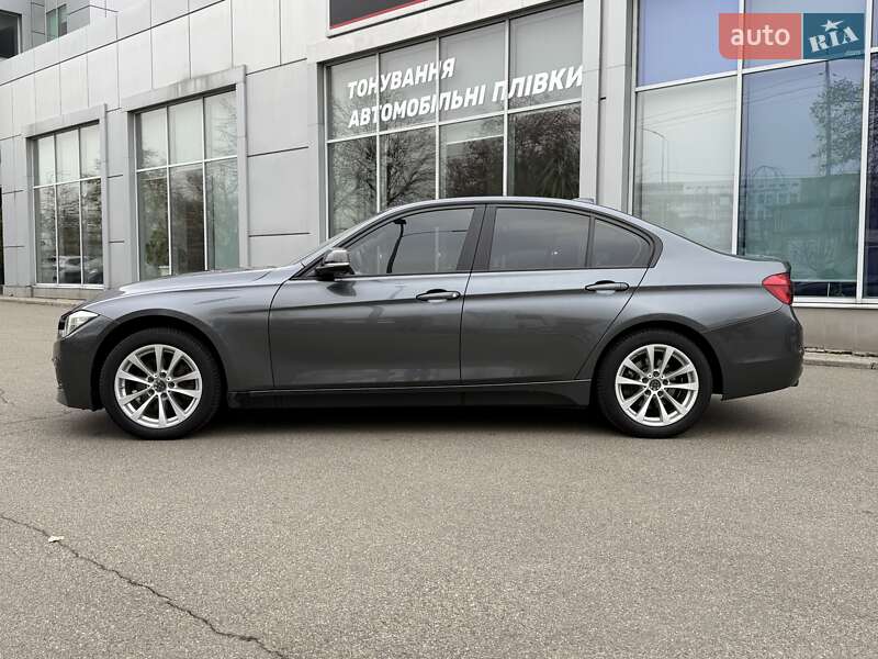 Седан BMW 3 Series 2015 в Киеве фото 4 Седан BMW 3 Series 2015 в Киеве