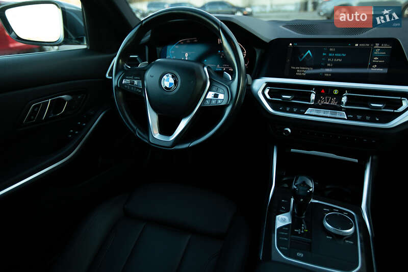 Седан BMW 3 Series 2020 в Виннице