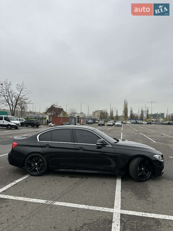 Седан BMW 3 Series 2014 в Киеве