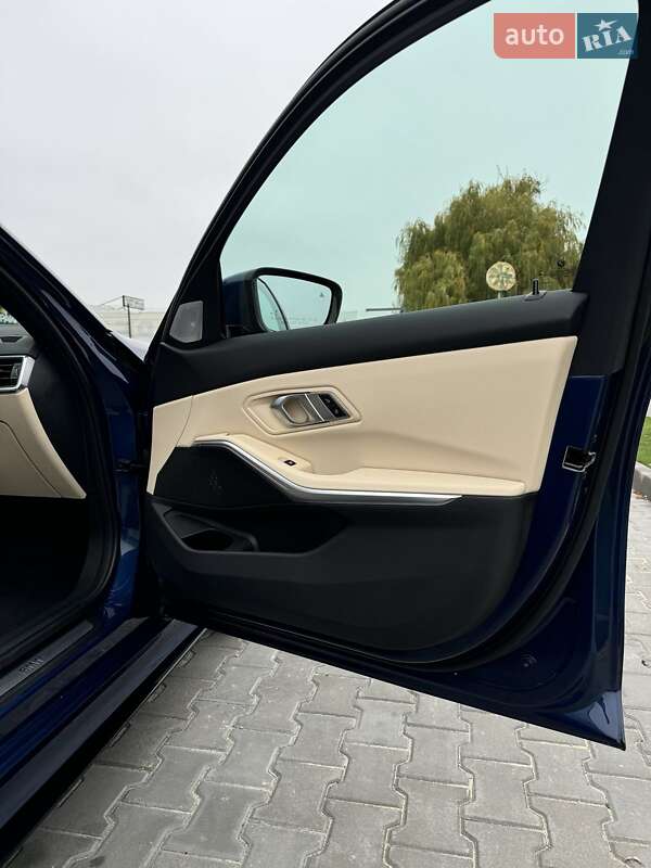 Седан BMW 3 Series 2023 в Днепре фото 20 Седан BMW 3 Series 2023 в Днепре