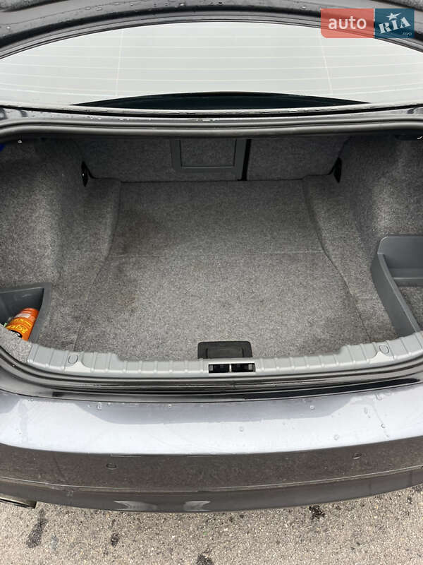 Седан BMW 3 Series 2007 в Киеве