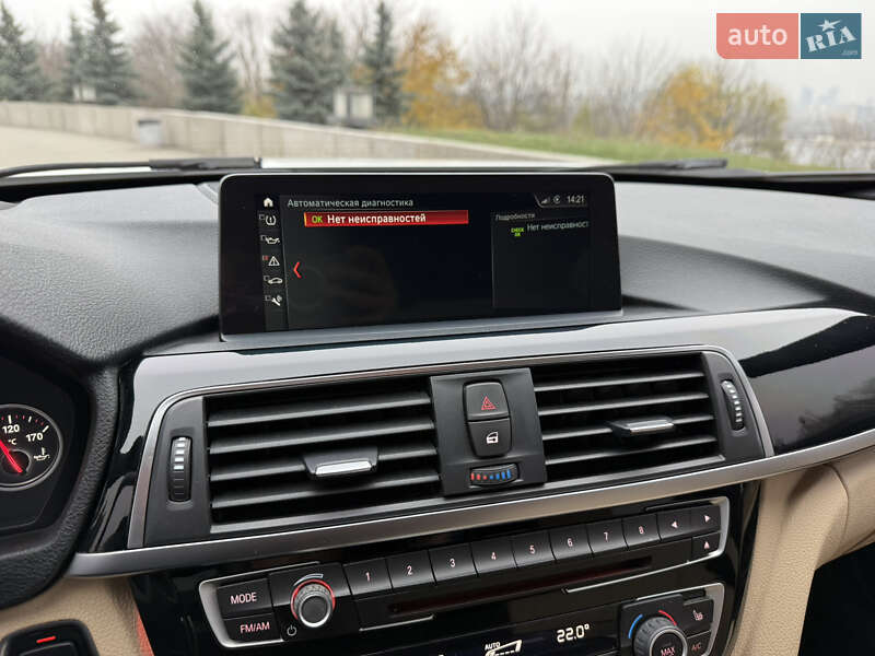 Седан BMW 3 Series 2018 в Киеве