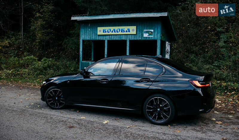 Седан BMW 3 Series 2025 в Черновцах