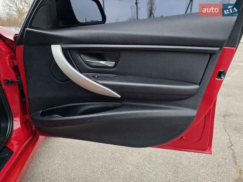 Седан BMW 3 Series 2014 в Хмельницькому