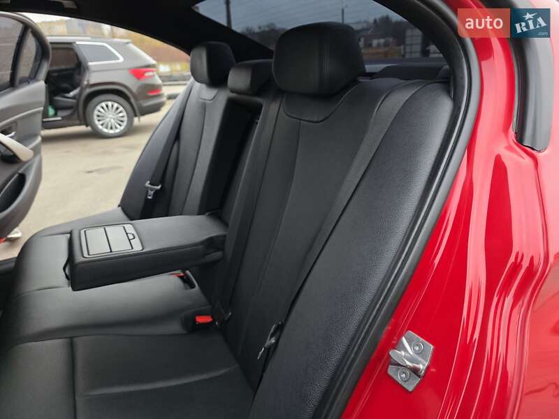 Седан BMW 3 Series 2014 в Хмельницькому