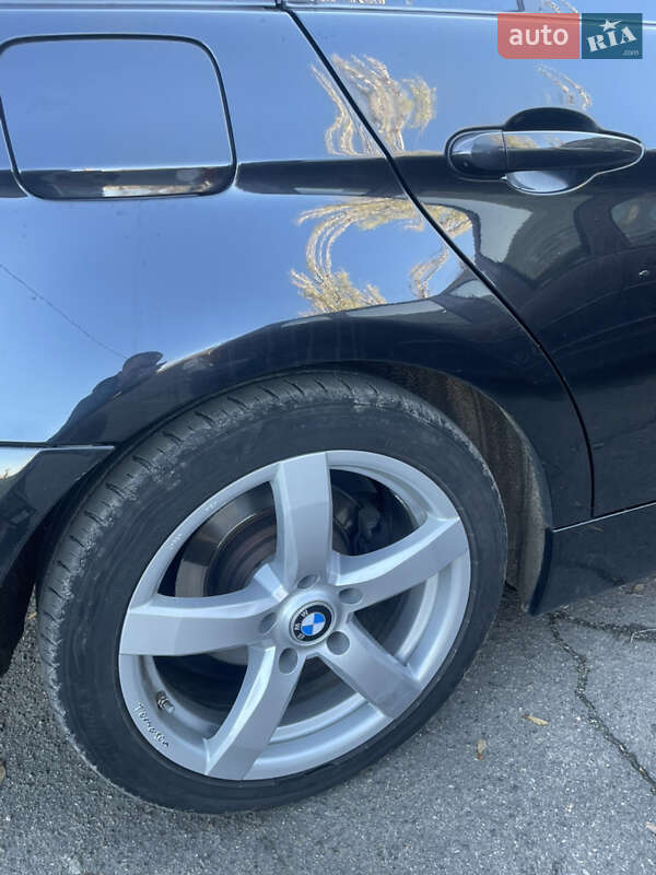 Универсал BMW 3 Series 2005 в Николаеве