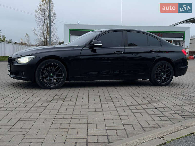 Седан BMW 3 Series 2012 в Житомире