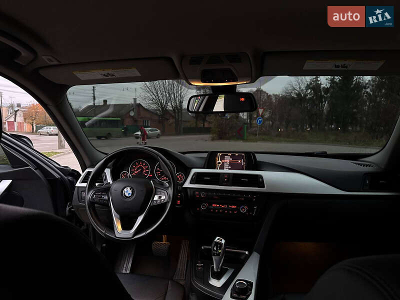 Седан BMW 3 Series 2012 в Житомире