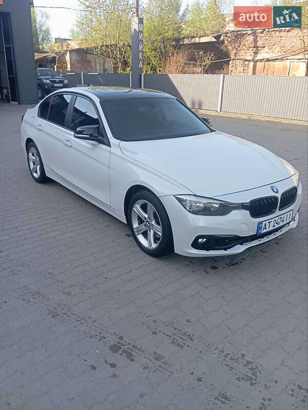 Седан BMW 3 Series 2013 в Калуші