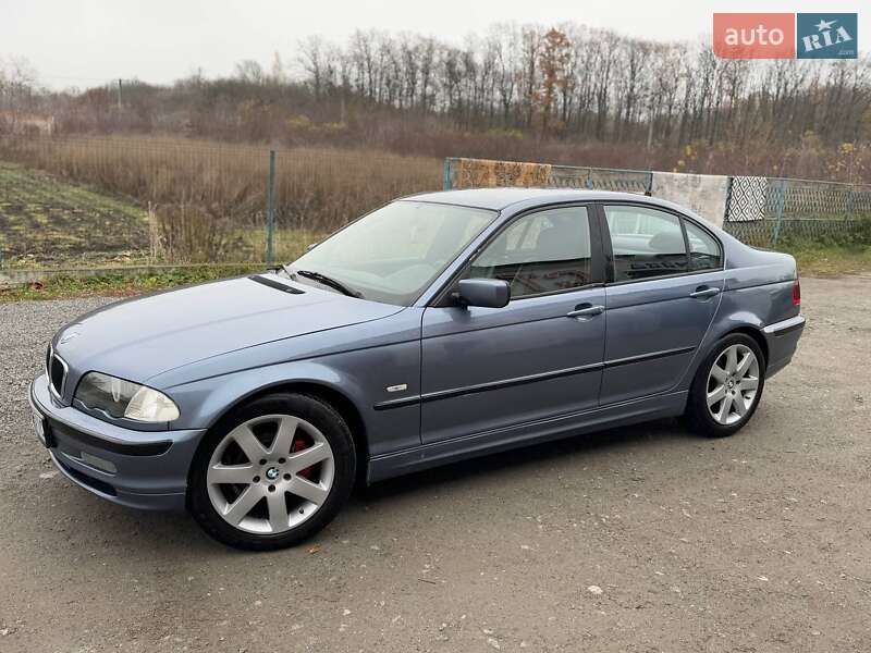 Седан BMW 3 Series 2001 в Изяславе