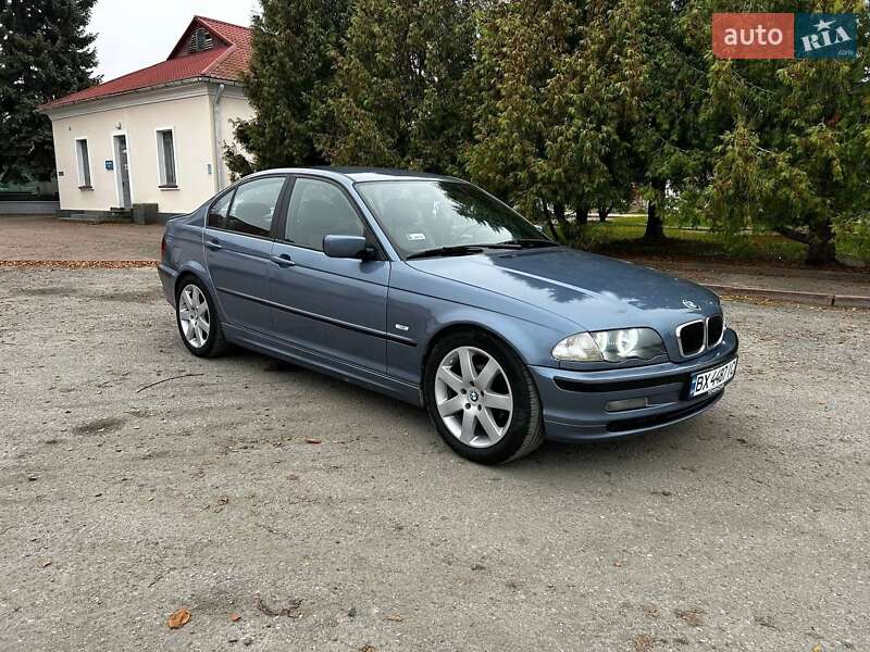 Седан BMW 3 Series 2001 в Изяславе