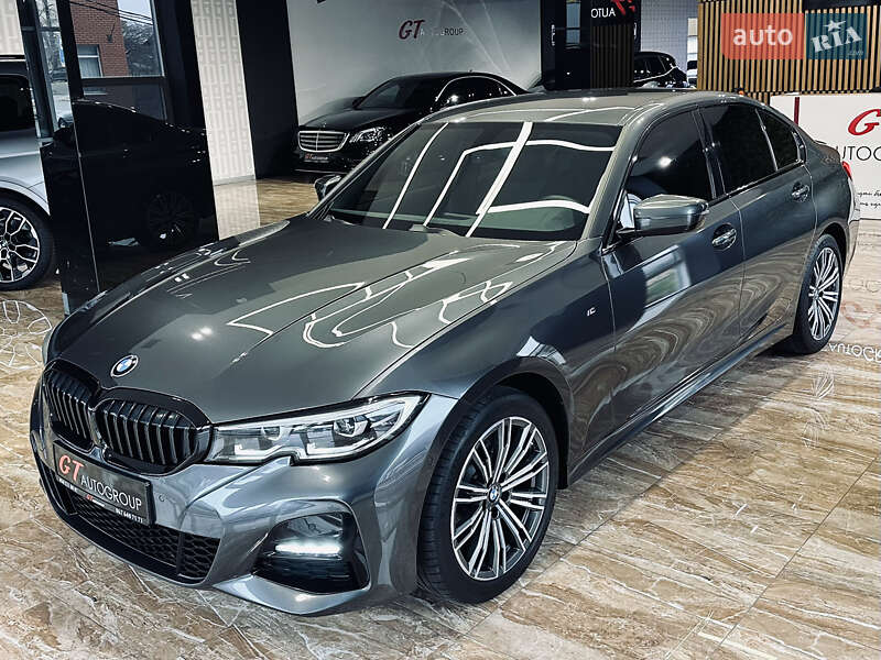 Седан BMW 3 Series 2019 в Киеве