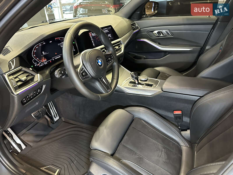 Седан BMW 3 Series 2019 в Киеве