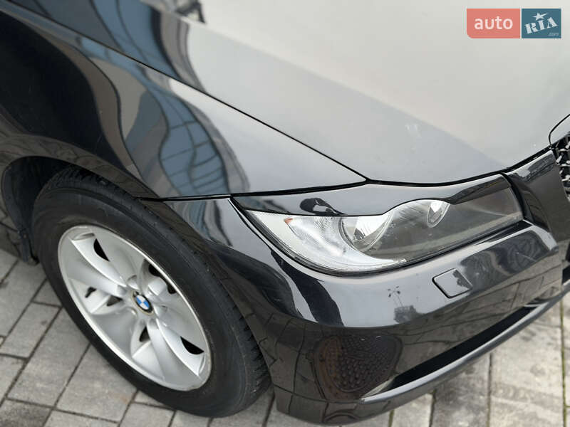 Седан BMW 3 Series 2007 в Киеве