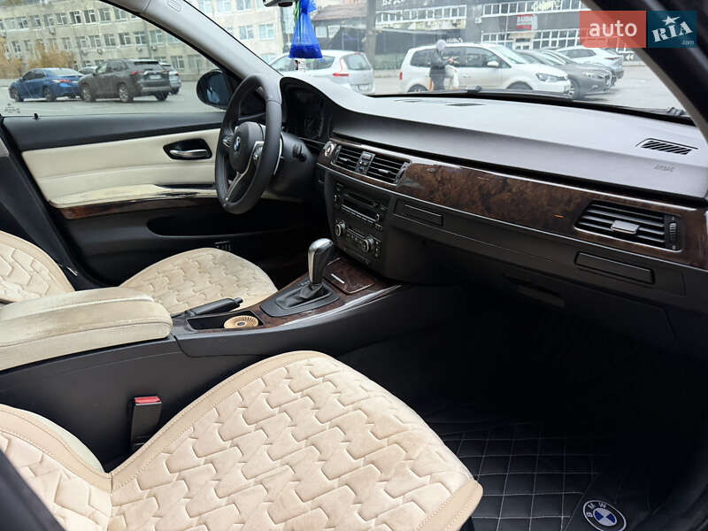 Седан BMW 3 Series 2007 в Киеве