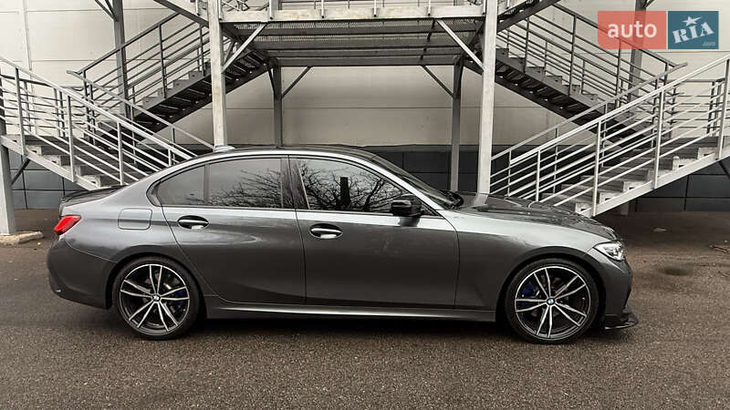 Седан BMW 3 Series 2019 в Одессе