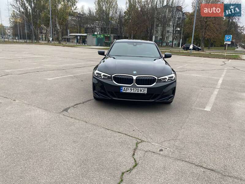 Седан BMW 3 Series 2023 в Киеве фото 14 Седан BMW 3 Series 2023 в Киеве