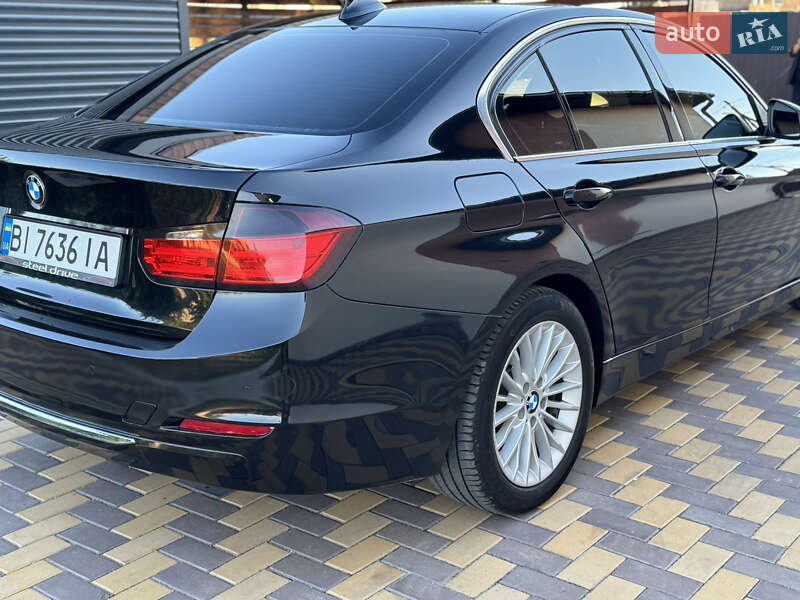 Седан BMW 3 Series 2015 в Николаеве