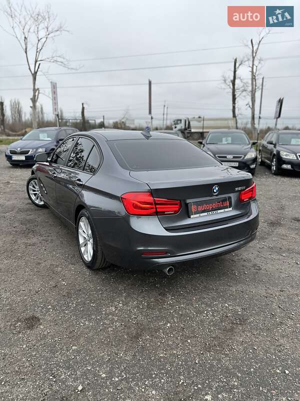 Седан BMW 3 Series 2017 в Белогородке