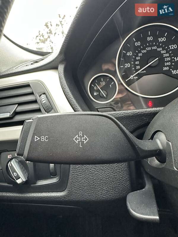 Седан BMW 3 Series 2017 в Белогородке