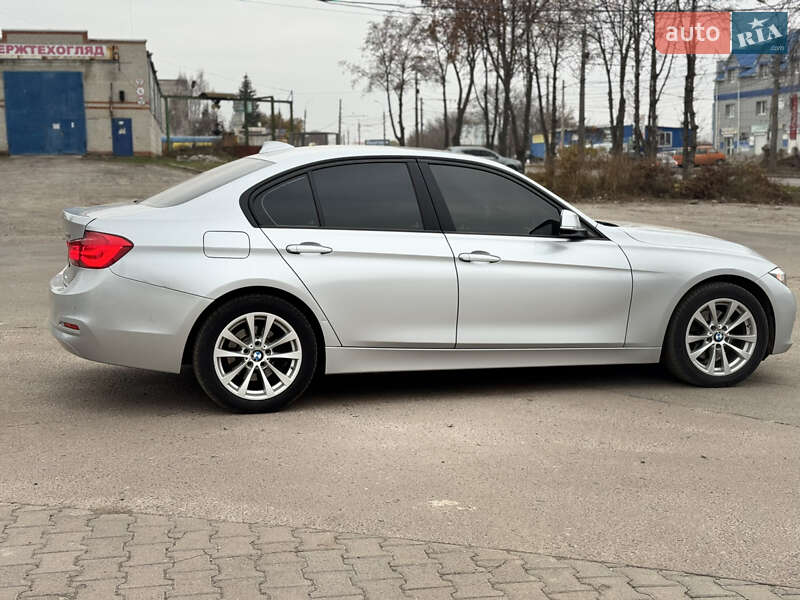 Седан BMW 3 Series 2016 в Сумах