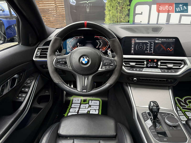 Седан BMW 3 Series 2018 в Киеве