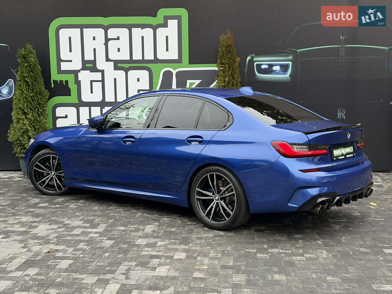 Седан BMW 3 Series 2018 в Киеве