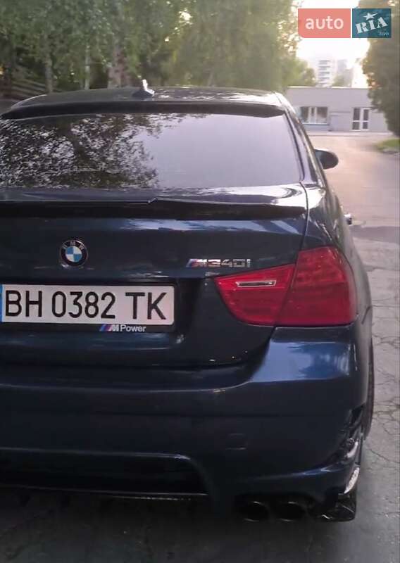 Седан BMW 3 Series 2005 в Одессе