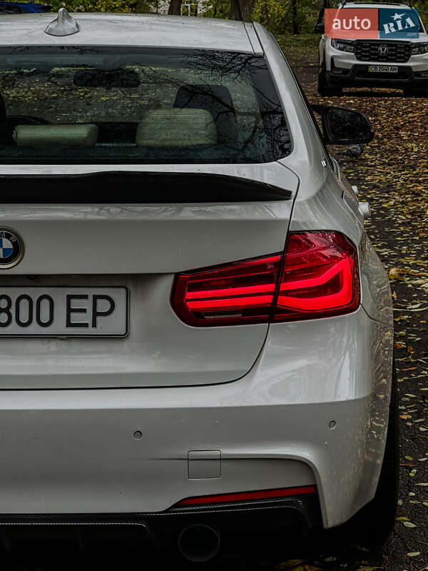 Седан BMW 3 Series 2016 в Чернігові