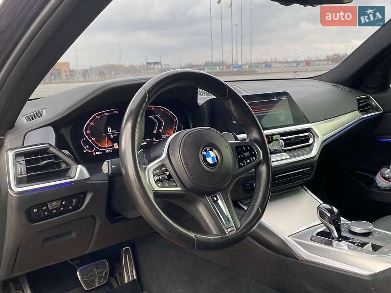 Седан BMW 3 Series 2020 в Львове