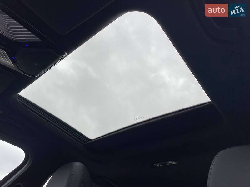 Седан BMW 3 Series 2020 в Львове