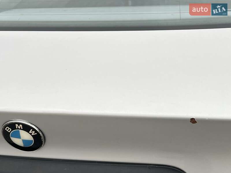 Седан BMW 3 Series 2001 в Виннице