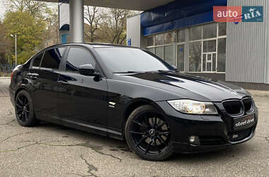 Седан BMW 3 Series 2011 в Миколаєві