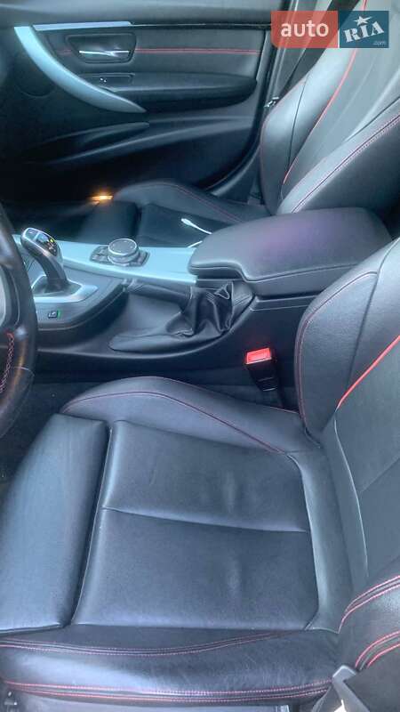 Седан BMW 3 Series 2015 в Львове