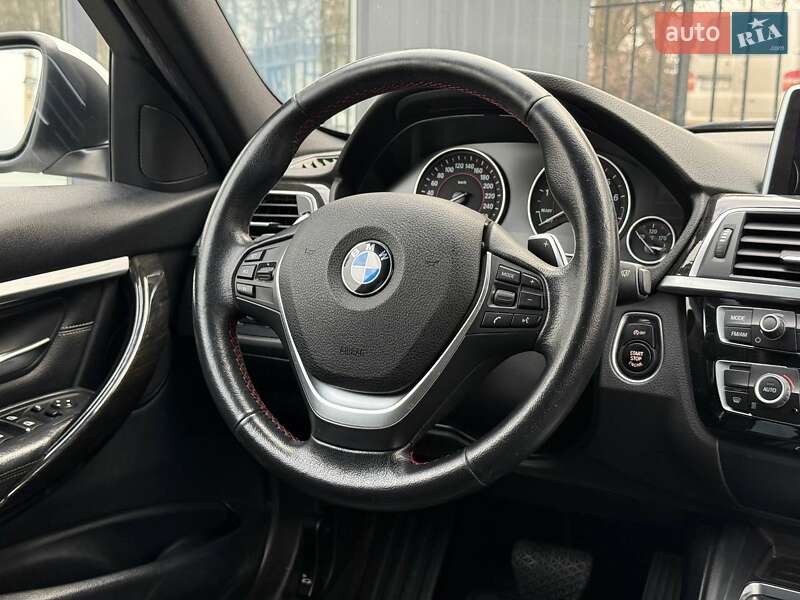 Седан BMW 3 Series 2016 в Хмельницькому