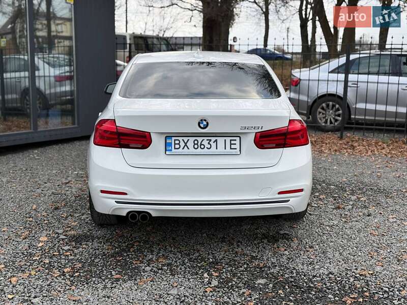 Седан BMW 3 Series 2016 в Хмельницькому