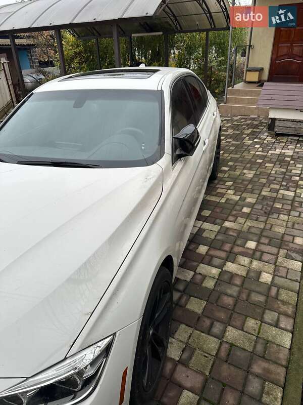 Седан BMW 3 Series 2017 в Гостомеле