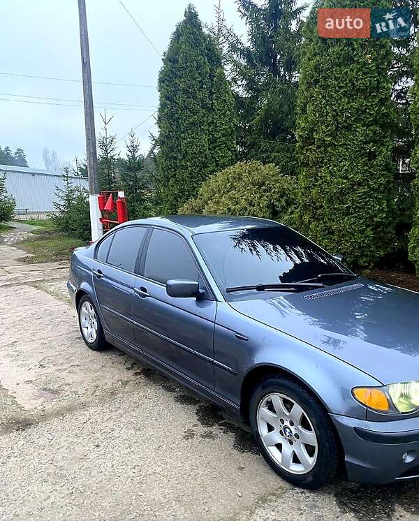 Седан BMW 3 Series 2003 в Богодухове