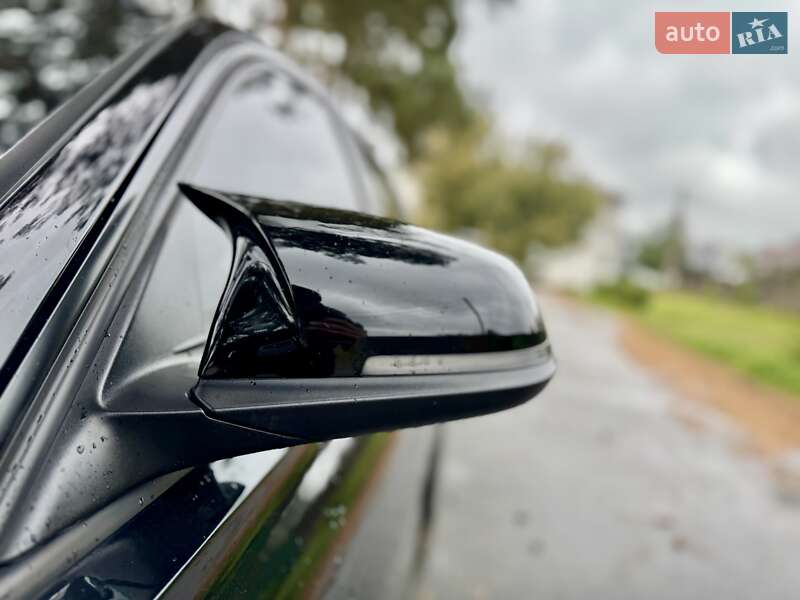 Седан BMW 3 Series 2013 в Киеве