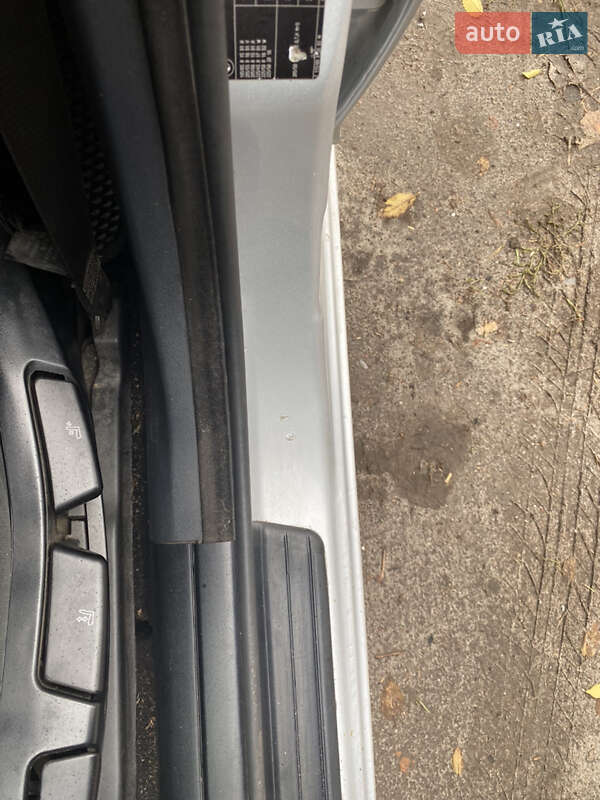 Седан BMW 3 Series 2000 в Новомосковську