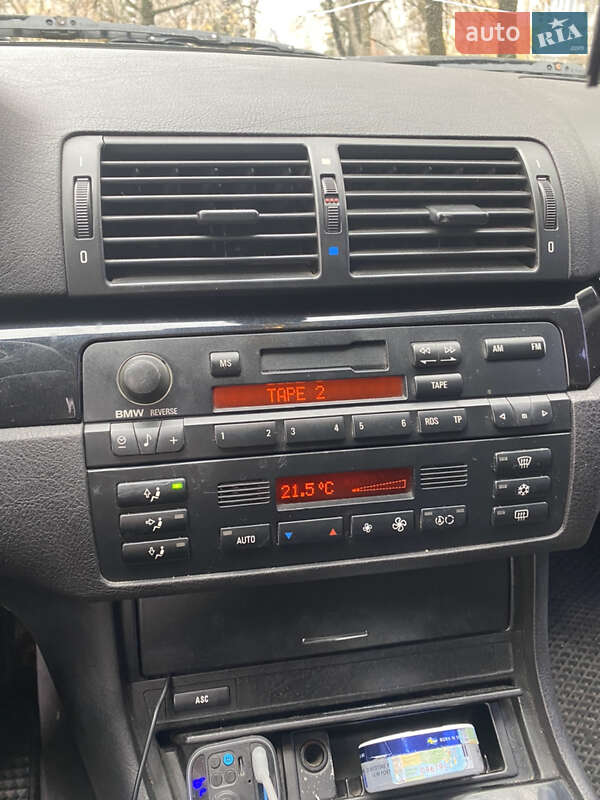 Седан BMW 3 Series 2000 в Новомосковську