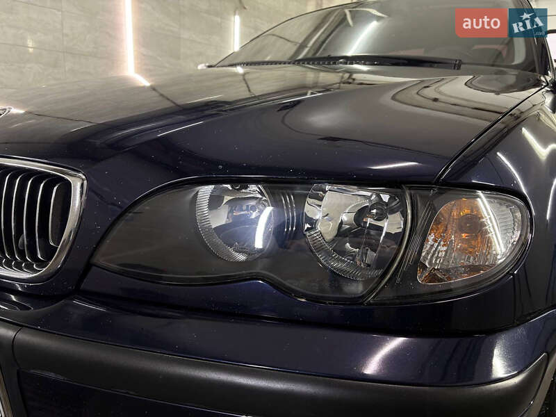 Седан BMW 3 Series 2004 в Києві