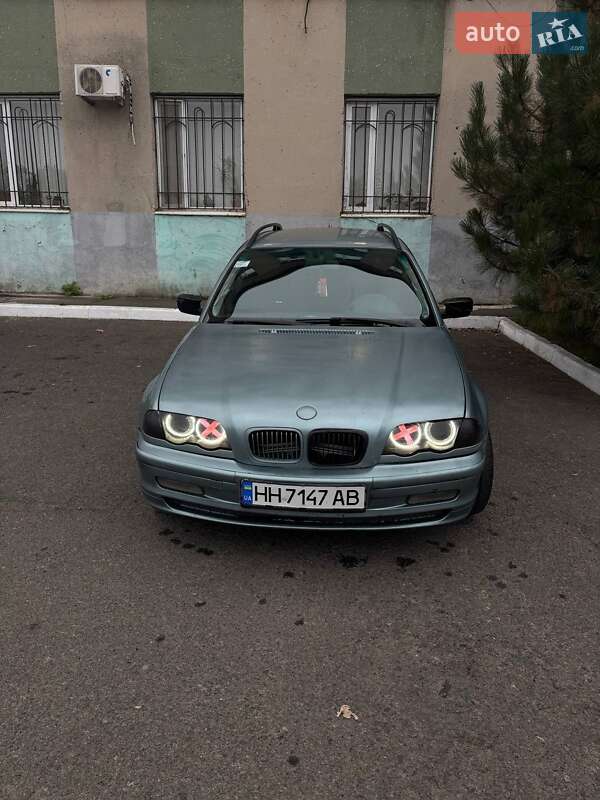 Універсал BMW 3 Series 2001 в Овідіополі