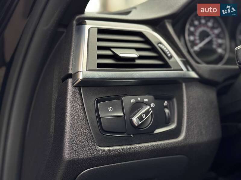 Седан BMW 3 Series 2016 в Ивано-Франковске