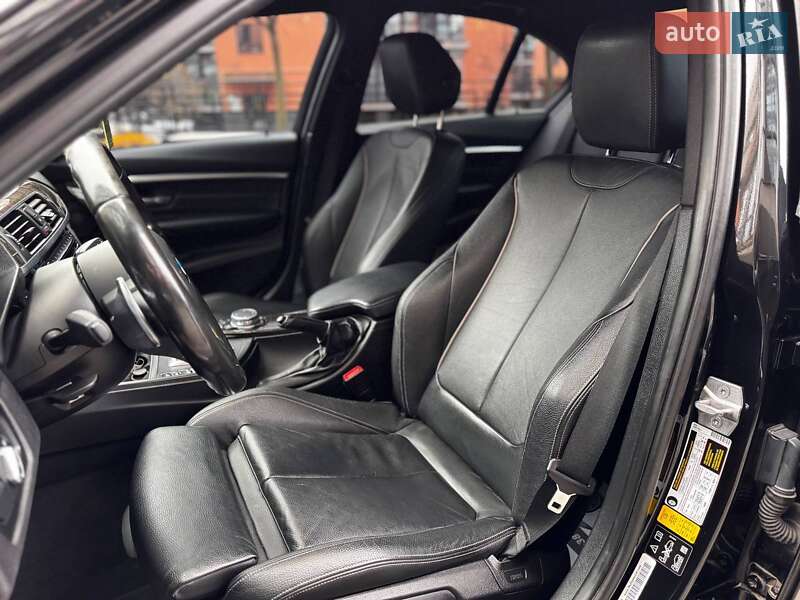 Седан BMW 3 Series 2016 в Ивано-Франковске