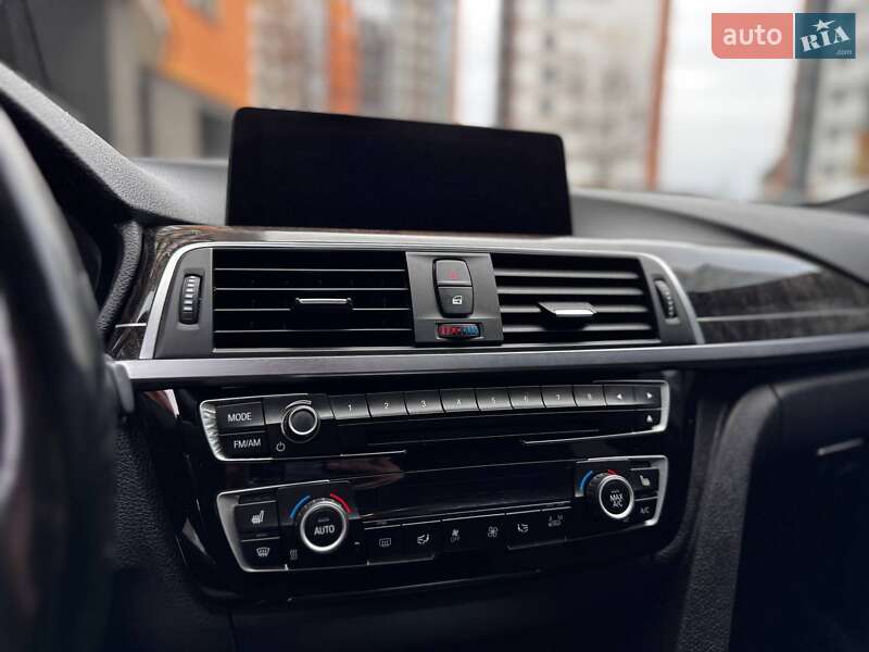 Седан BMW 3 Series 2016 в Ивано-Франковске